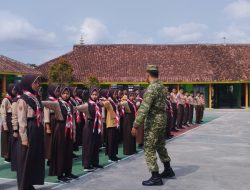 Menempa Jiwa Kepemimpinan, Koramil 11 Manyaran Latih Puluhan Siswa MTs
