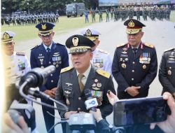 HUT ke-81 TNI, Wakapolda Aceh Hadiri Upacara di Blang Padang dan Perkuat Sinergi TNI-Polri