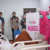 Ketua Bhayangkari Sumsel Besuk Korban Insiden di RS Bhayangkara, Tegaskan Kepedulian kepada Masyarakat