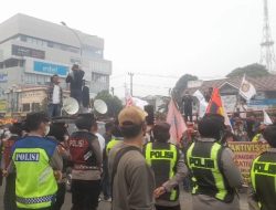 Ratusan Aktivis Geruduk Mapolda Sumsel, FASS Tuntut Dirintelkam Mundur dan Usut Dugaan Kekerasan terhadap Jurnalis!