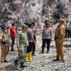 Ekskavator Ditemukan di Gunung Nona, Polres Buru Diminta Usut Pemiliknya